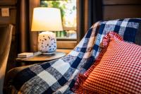 Unique Charm, Central Location, Hot Tub, Games - Chambres d'hôtes Sevierville
