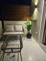 Cozy apartment 2BR ultra modern furnished with apanoramic view in 12th floor with all facilities to make your stay perfect شقة فندقية الترا مودرن بالطابق ال 12 بمنطقة سراى القبة بإطلالة رائعة على قصر القبة بها جميع الاحتياجات لتجعل اقامتك رائعة ومميزة - Chambres d'hôtes Le Caire