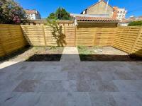 Maison 4 chambres pour 7 personnes max, terrasse, jardin, entièrement rénovée, clim réversible, WiFi, parking, cuisine équipée, à 5 min d'Avignon Intra-Muros en Tramway - Chambres d'hôtes Avignon