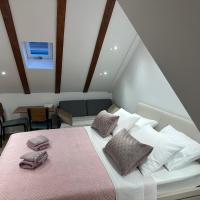 Studio Apartment with King Bed