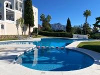 Andalusian House with Golf Course Views - B&B Benahavís