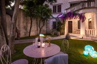 Adam and Cupid - B&B Ragusa