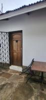 L & C Chinese Studio - B&B