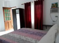 Hangout Beach Resort - B&B Caticlan