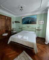 Triple Room with Shared Bathroom