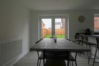 The Haven – Modern 4-Bed Home with Garden - B&B Cardiff