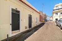 WHome Elegant Lisbon Flat in Iconic Belém - Bed and Breakfast Lissabon