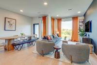 Stylish Riverfront Condo Eve 305 - Free Parking - B&B