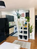 Little apartment 20 min from central London - Chambres d’hôtes Londres