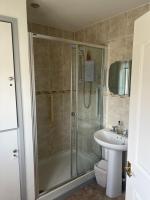 Twyngaer, a spacious 3 bedroom bungalow sleeps 5 - B&B Knighton