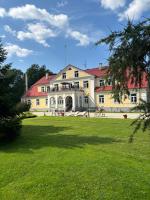 Kailes Manor - Bed and Breakfast Aasa