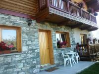 Apartment mit Balkon
