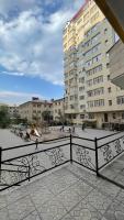Квартира - Bed and Breakfast Bisjkek