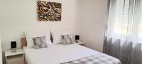 Apartamento de 1 dormitorio con balcón