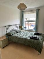 One bed Apartment with Parking - B&B Seaford