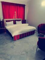 Chambre Double Deluxe (2 Adultes + 1 Enfant)