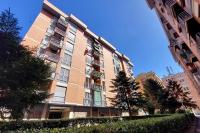 Michele Lux Lodge - 6 People - Spotless - 3 stops from Vatican, 4 stops from Colosseum - Chambres d'hôtes Rome