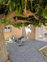 Maison indépendante avec terrasse, jardin & parking privé - B&B Hérépian