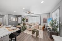 Entire Private Home with King Bed, Gated Yard, Parking, Ranch, 4 Bedrooms 3 Bathrooms, Available Now - Ferienwohnung San Diego