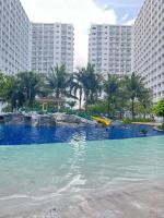Sevillano's City Escape at Shore 1 Near MOA - B&B Manila