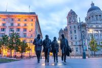2 bed GF Docklands Apartment - Free Parking for 1 car - B&B Liverpool