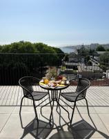 Gaia Land Sea View Apartment - B&B Vila Nova de Gaia
