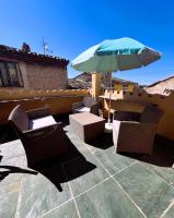 provencal house with sunny terrace - B&B Aups