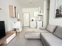 Minimal City Retreat in Western Athens - Bed and Breakfast Athene