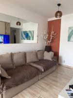 Apartamento na maior praia do Guarujá Região Tortuga - B&B Guarujá