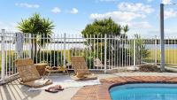 Peninsula Court Unit 10 - B&B