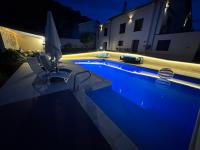 Ô'Bon'Endroit - Piscine, Calme, 20 min Lyon - B&B Givors
