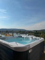 Penthouse Wohnung mit schönem Moselblick in Metternich - Chambres d’hôtes Coblence