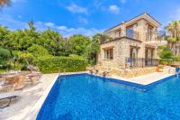 Villa Sweet Memories - Bed and Breakfast Argáka