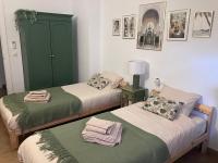 Appartamento con 3 Camere da Letto e con Balcone