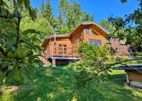 Wichtelhaisl Rittersgrün im Erzgebirge - Entspannen im fröhlichen Tiny House - umzäunter Naturgarten-Hunde willkommen-Ebike und Elektroauto laden - B&B