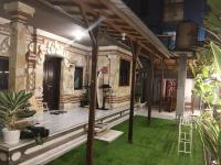 Hawaiian Beach House - B&B Legian