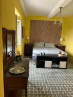 Deluxe Double or Twin Room with Mountain View
