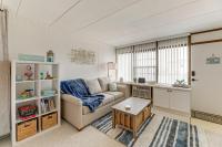 1 Block to Beach! Ocean City Condo w/ Pool Access - B&B Ocean City