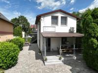 White Stone Apartman - B&B Hajdúszoboszló