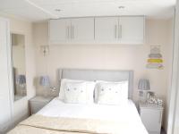 Elm 34 Hot Tub - B&B Garton