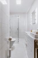 Apartamenty ARTE - Reduta 49 - garaż faktura VAT - Chambres d'hôtes Lublin