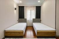 Anara Lakeview Central Apartment - B&B