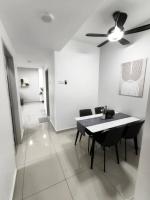 Classic Seaview Seri Alam 5min to Regency & Pasir Gudang Hospital, 6pax Offer 20 Rebate for 3day Stay, Free Netflix Coway Filter 1 Carpark - Chambres d'hôtes Masai