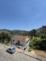 Douro Valley - Casa do Padrinho - B&B Escamarão
