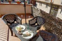 Terrazza Alfieri - Centrale con terrazza privata - B&B Asti