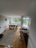 Spacious Apartment - B&B Skegby