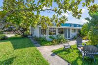 Saint Augustine Island Home with Hot Tub and Game Table - B&B Saint Augustine