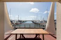 Oceanfront Wharf Stay Sleeps 6Yachts & Views - B&B Fremantle