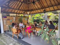 Guest House Home 46 Bali - Bed and Breakfast Canggu