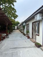 Casa Ghemus Costinesti - B&B Costineşti